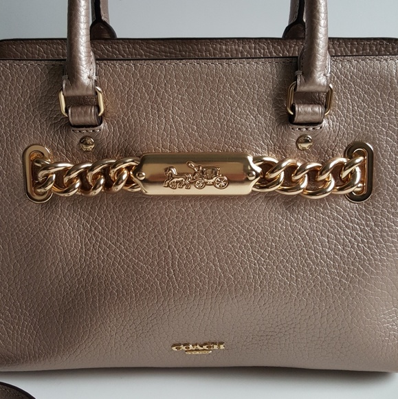 Coach signature leather arm and cross body bag. - Picture 5 of 8